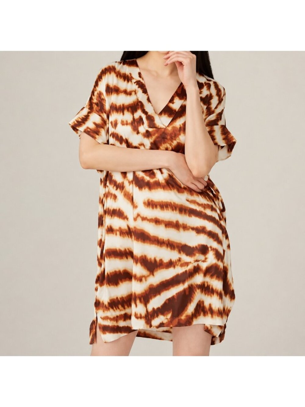 NEW N Natori Satin Silky Animal Print Caftan Nightgown Brown Beige- Small